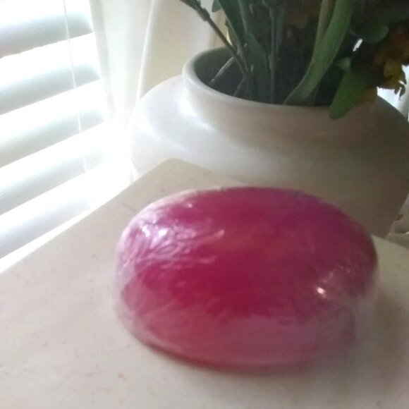 PEONY COCONUT LAVENDER ROSEMARY TEA ROSE BATH SOAP & BATH BOMBS 6-Pc Set NWT - Picture 3 of 5